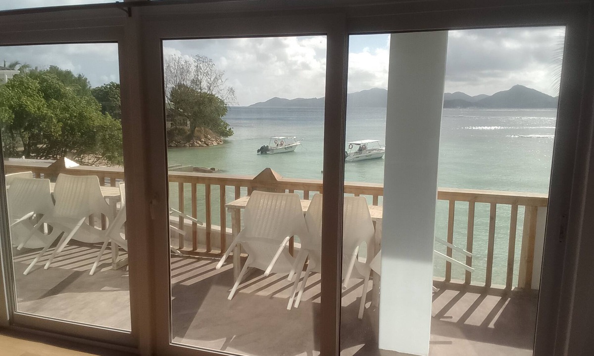 La Passe Hotel | Unique beach front hotel