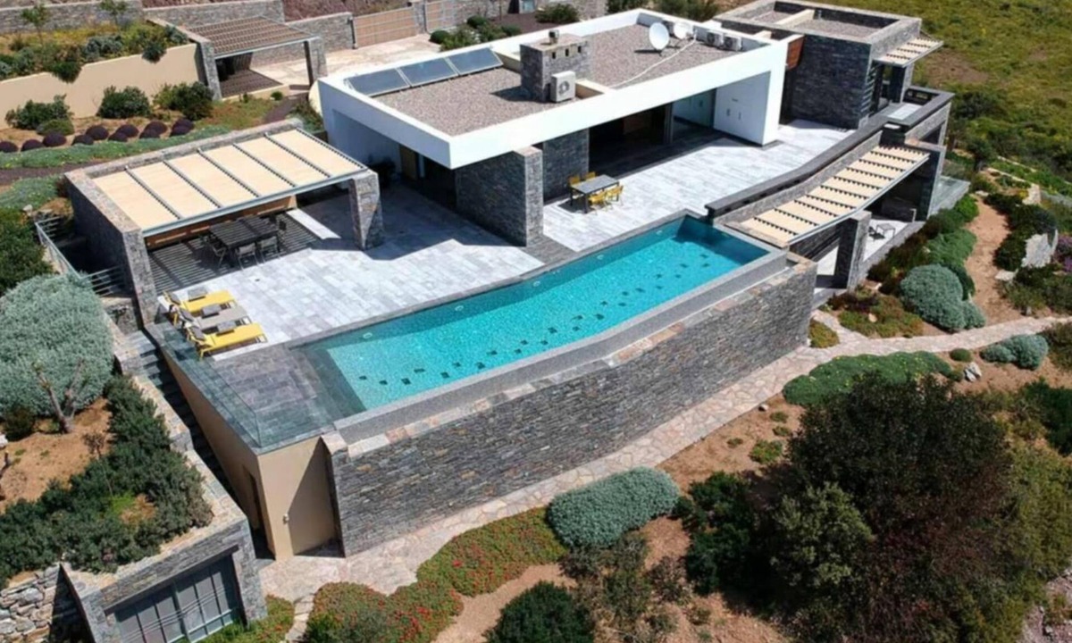 Vizari Villa | Unique Location Seafront Villa