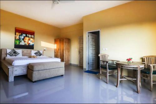 Peliatan House | Utu Ubud Apartments/3rd floor: Modern Studio in Most Center