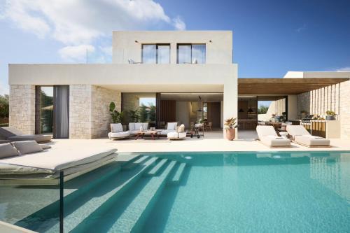 Amoudi Villa | Valerozo Villas - Exclusive Beachside Experience
