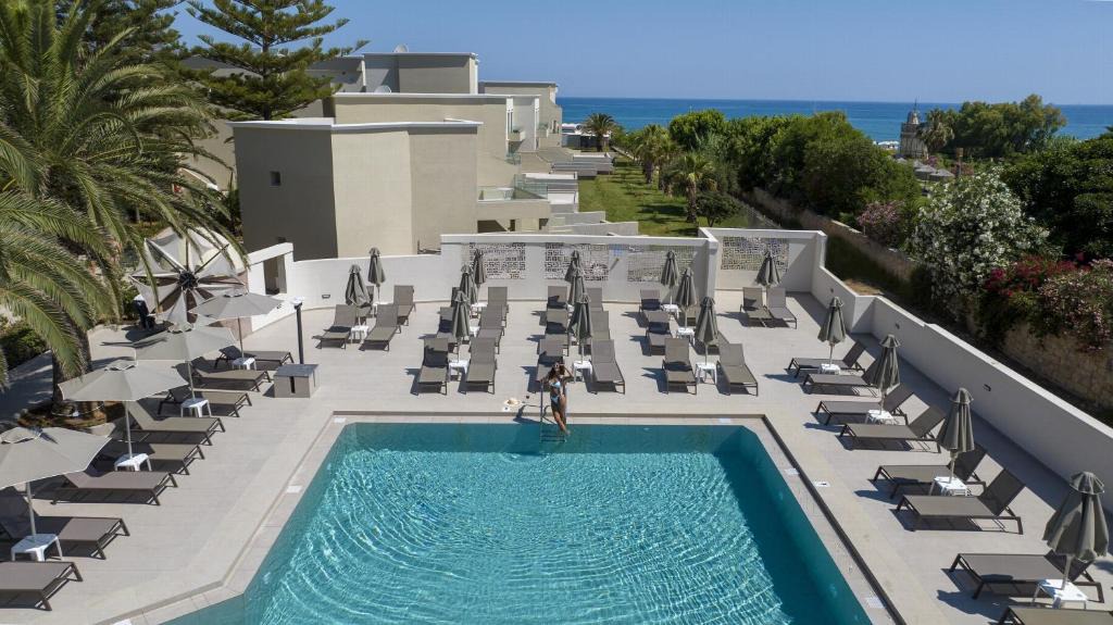 Paralia Kourna Hotel | Vantaris Luxury Beach Resort
