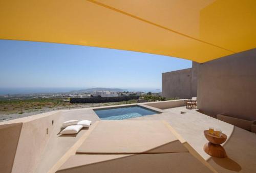 Firostefani Apartment | Very welcoming and cozy villa in Santorini