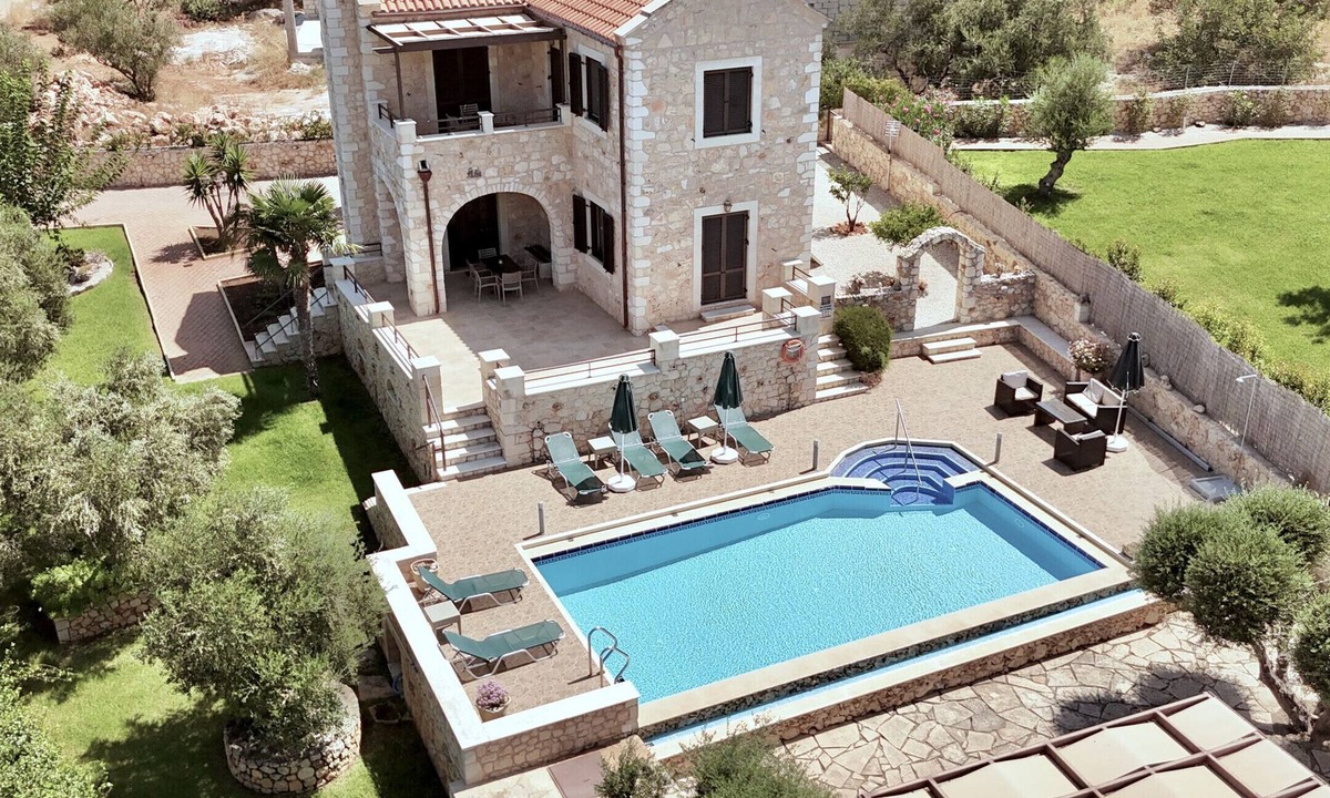 Kokkinon Khorion Villa | Villa Afrati