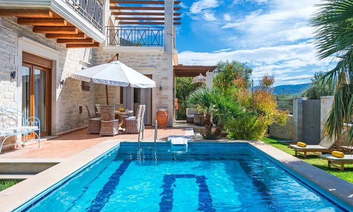 Stavromenos Villa | Villa Alea, Luxury stone villa with private pool and delicate decoration.