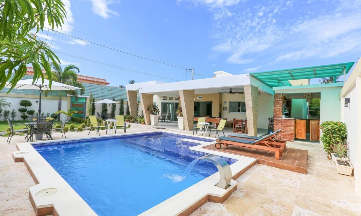Matancitas Villa | Villa Alida @Nagua +Pool+ Beach +DailyMaid & BBQ