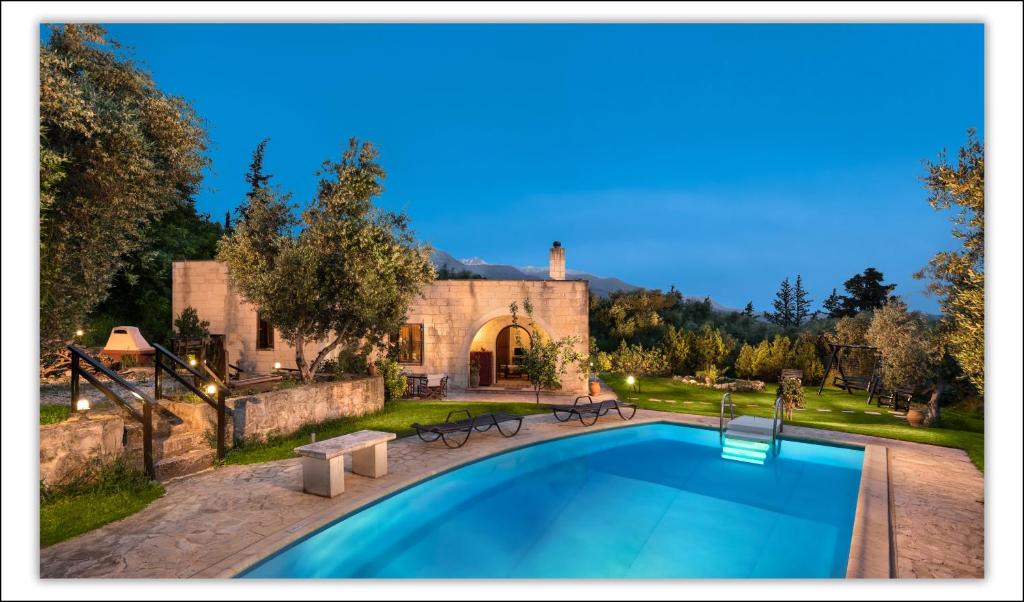 Maza Villa | Villa Aloni