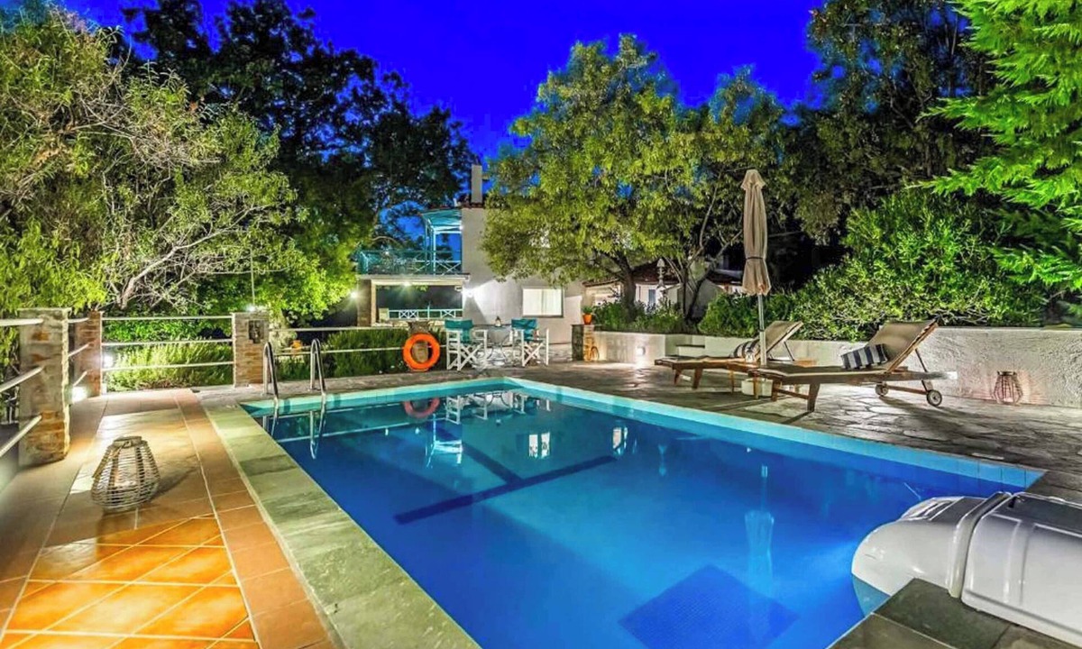 Skopelos Town Villa | Villa Arpaki - One Bedroom Villa, Sleeps 2