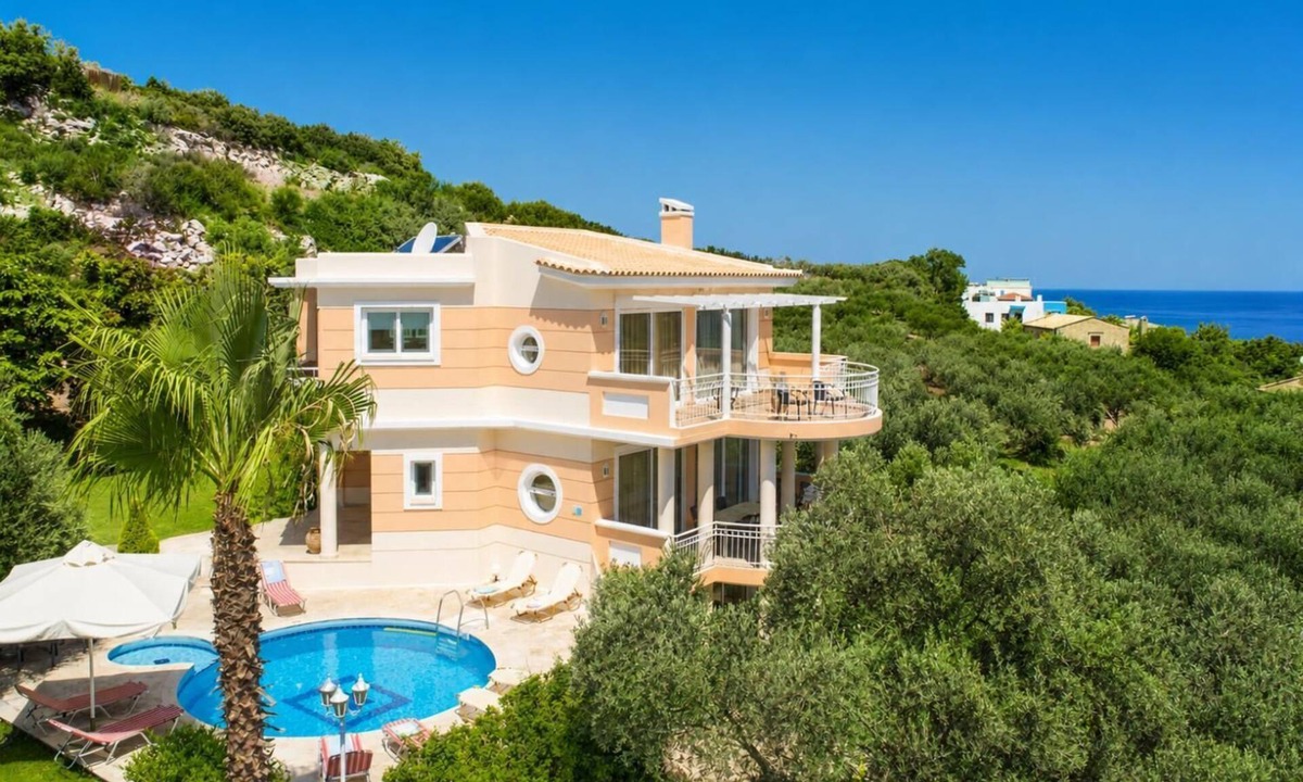 Agia Triada Villa | Villa Asimenia - Five Bedroom Villa, Sleeps 12