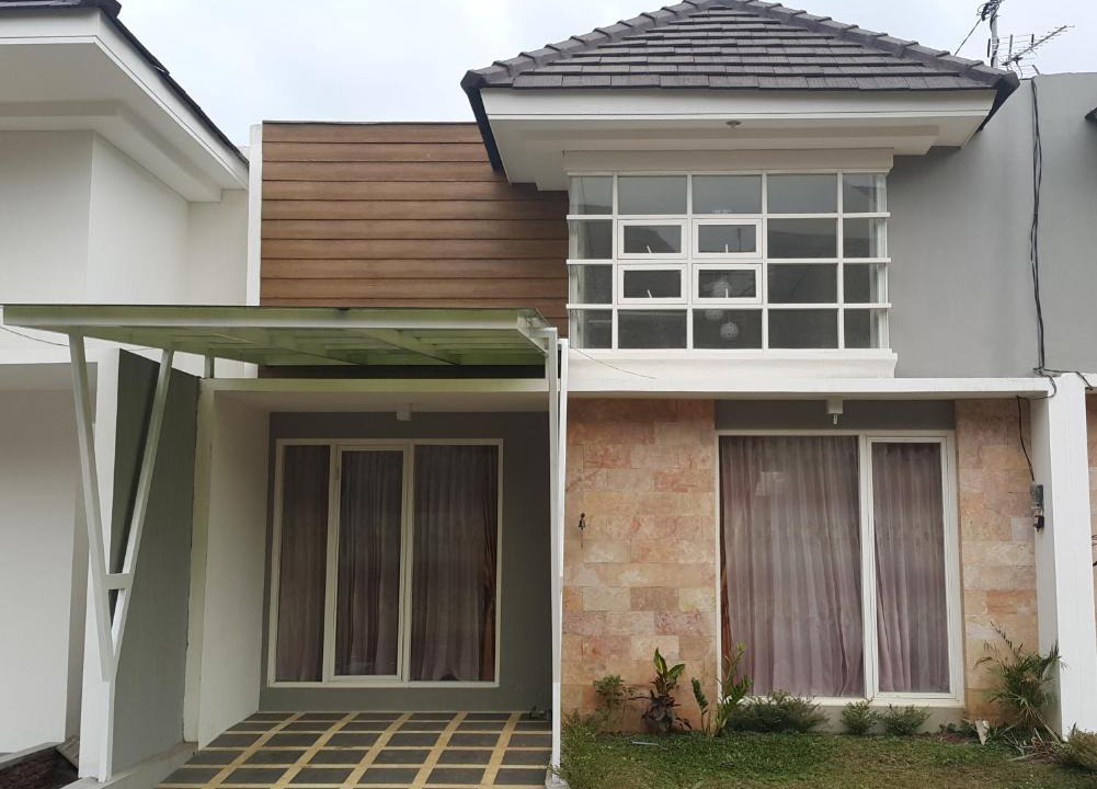 Oro Oro Ombo House | Villa Asri