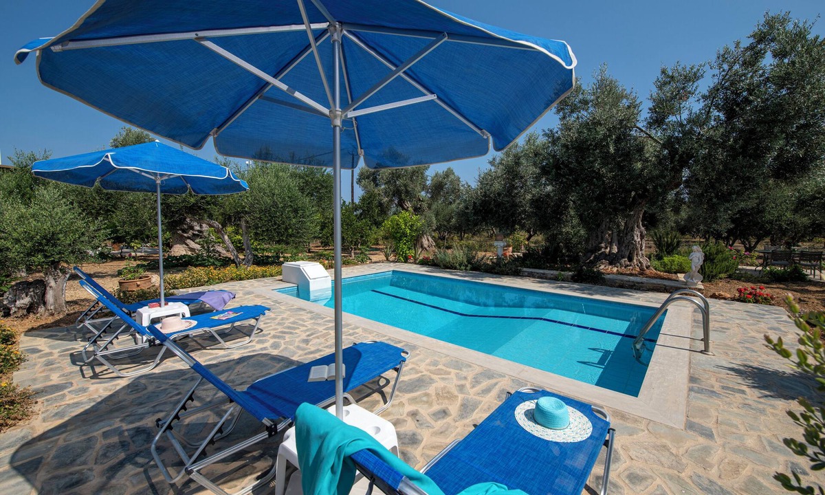 Asteri Villa | Villa Athina in the Cretan countryside