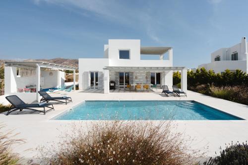 Kastraki Villa | Villa Aura - Beachfront Villa with private pool