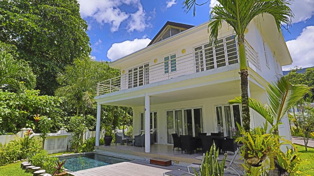 Beau Vallon Villa | Villa Blanc - Chateau Elysium