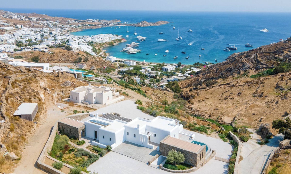 Psarou Villa | Villa Camelia - 3BR - 2 Pools - 2 Jacuzzis - Sea View - Psarou Beach (Nammos)