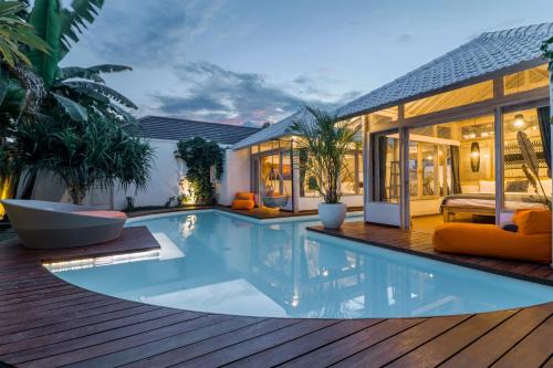 Cemagi Villa | Villa Cemacase - Stylish 2BR Villa with Spacious Private Pool & Pool Table in Seseh