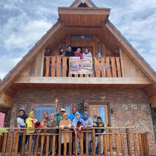 Karo Villa | Villa Cemara Siosar
