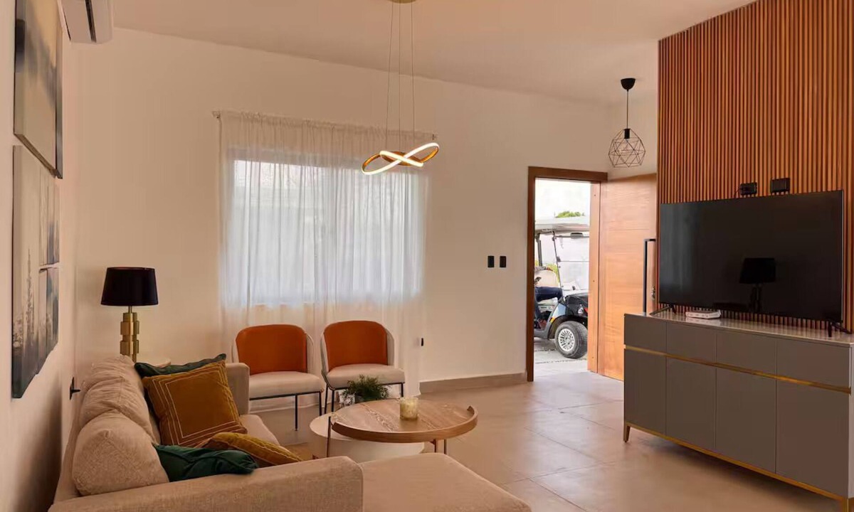 Higuey Villa | Villa con Piscina Privada cerca de la Playa