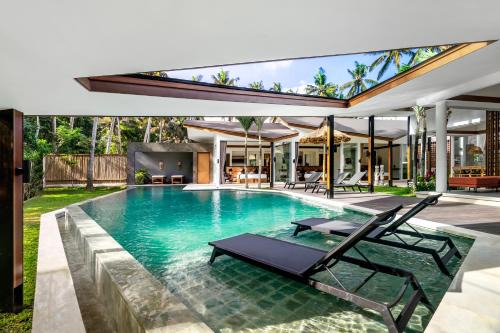 Pejeng Kawan Villa | Villa Crazy Roof by BaliSuperHost
