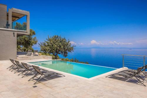 Eleios-Pronnoi Villa | Villa Dafnidi