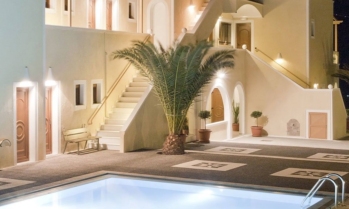 Vothon Hotel | Villa Danezis