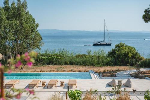 Koukounaries Villa | Villa Delta Skiathos
