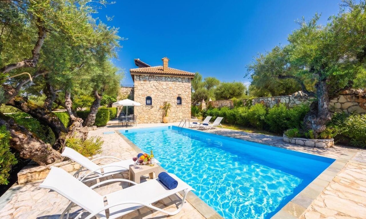 Agia Marina Villa | Villa Demetra - Three Bedroom Villa, Sleeps 7