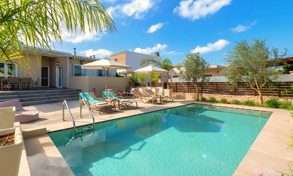 Pikris Villa | Villa di Capaka Private Pool