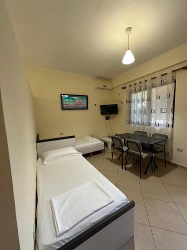 Radhime Apartment | Villa Edi