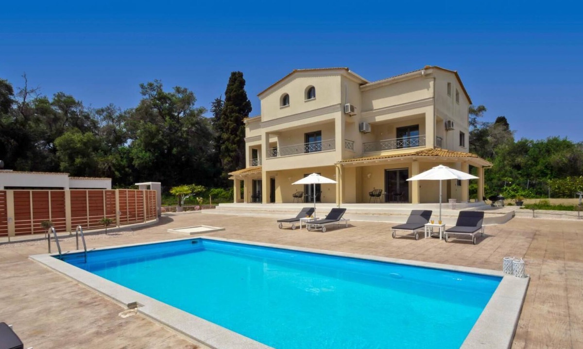 Kavos Villa | Villa Elegio - Four Bedroom Villa, Sleeps 12