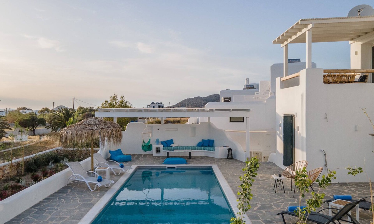 Kastraki Villa | Villa Ester Unique Beachfront 4BR with Private Pool at Kastraki, Naxos