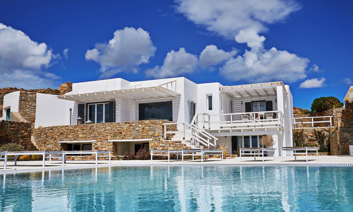 Elia Villa | Villa Etcetera
