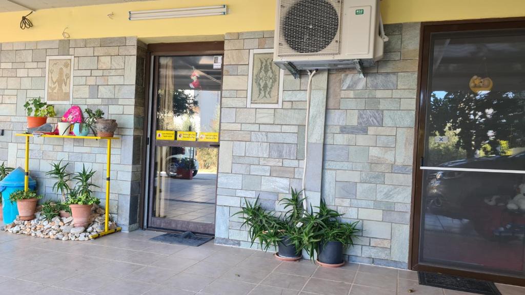 Nea Makri House | VILLA GEORGE