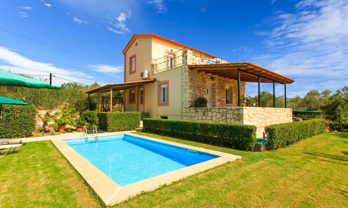 Katochori Villa | Villa Giannis - Three Bedroom Villa, Sleeps 6