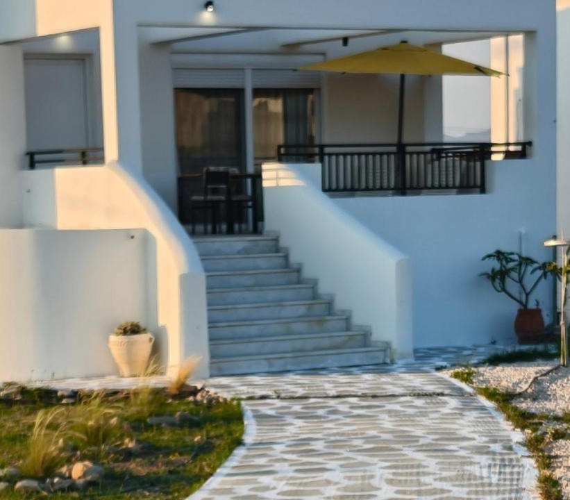 Tingaki House | Villa Helia