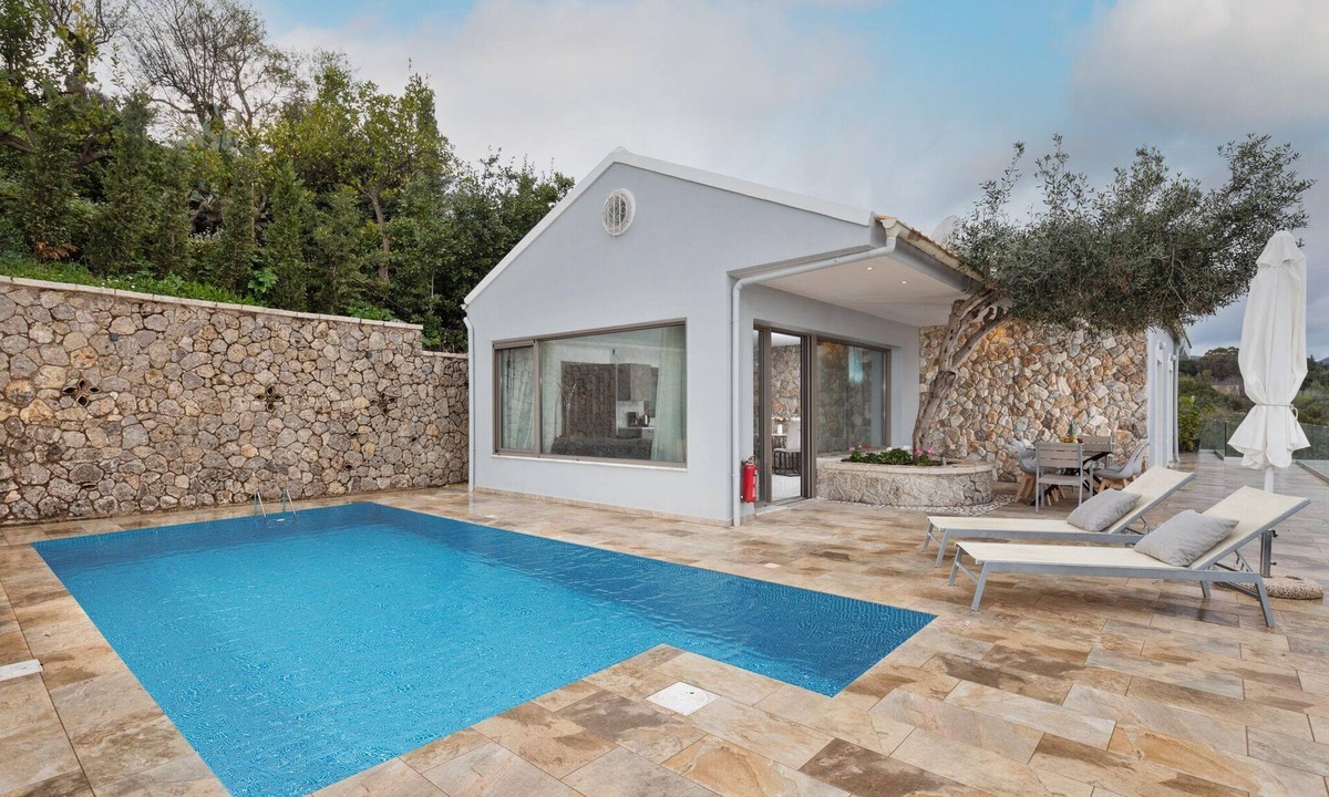 Doukades House | Villa in Corfu with Stunning Mountain Views