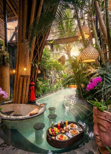 Pengosekan Villa | Villa Jocelyne - Luxury Bamboo Villa