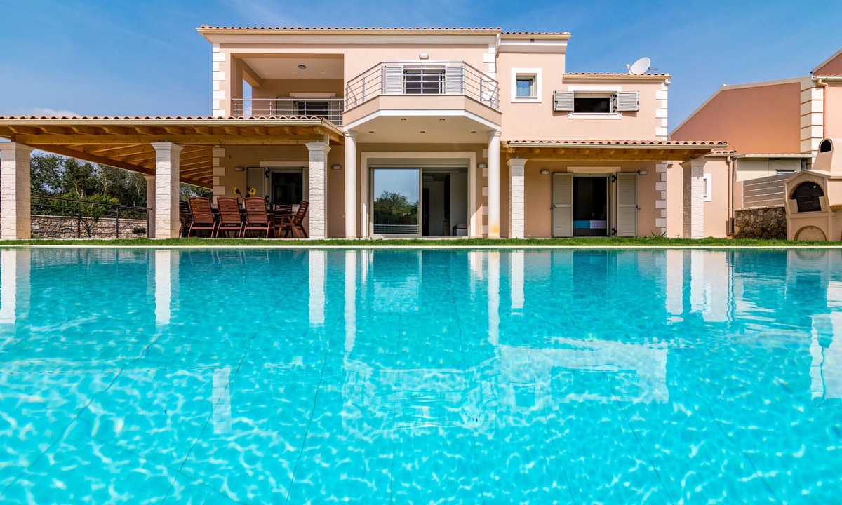 Gouvia Villa | Villa Johnnie
