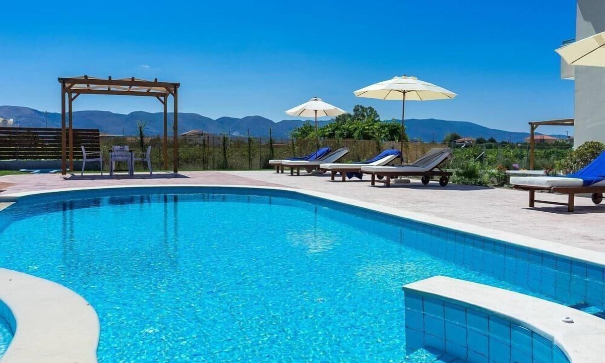 Gaitanion Villa | Villa Kampos