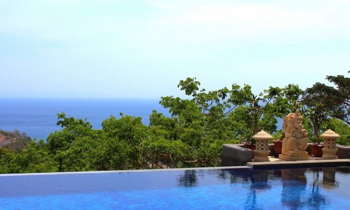 Senggigi Hotel | Villa Karingal