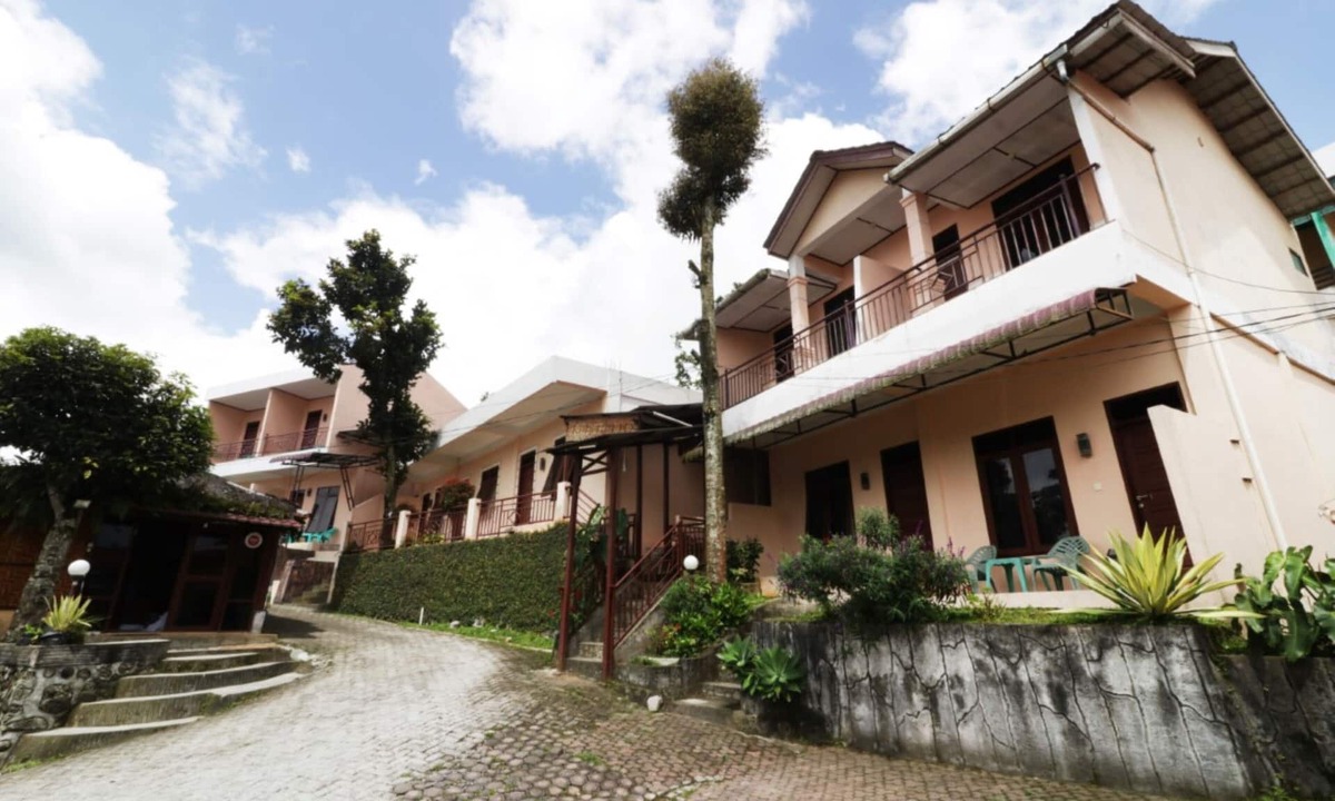 Berastagi House | Villa Keluarga Bre Batunanggar