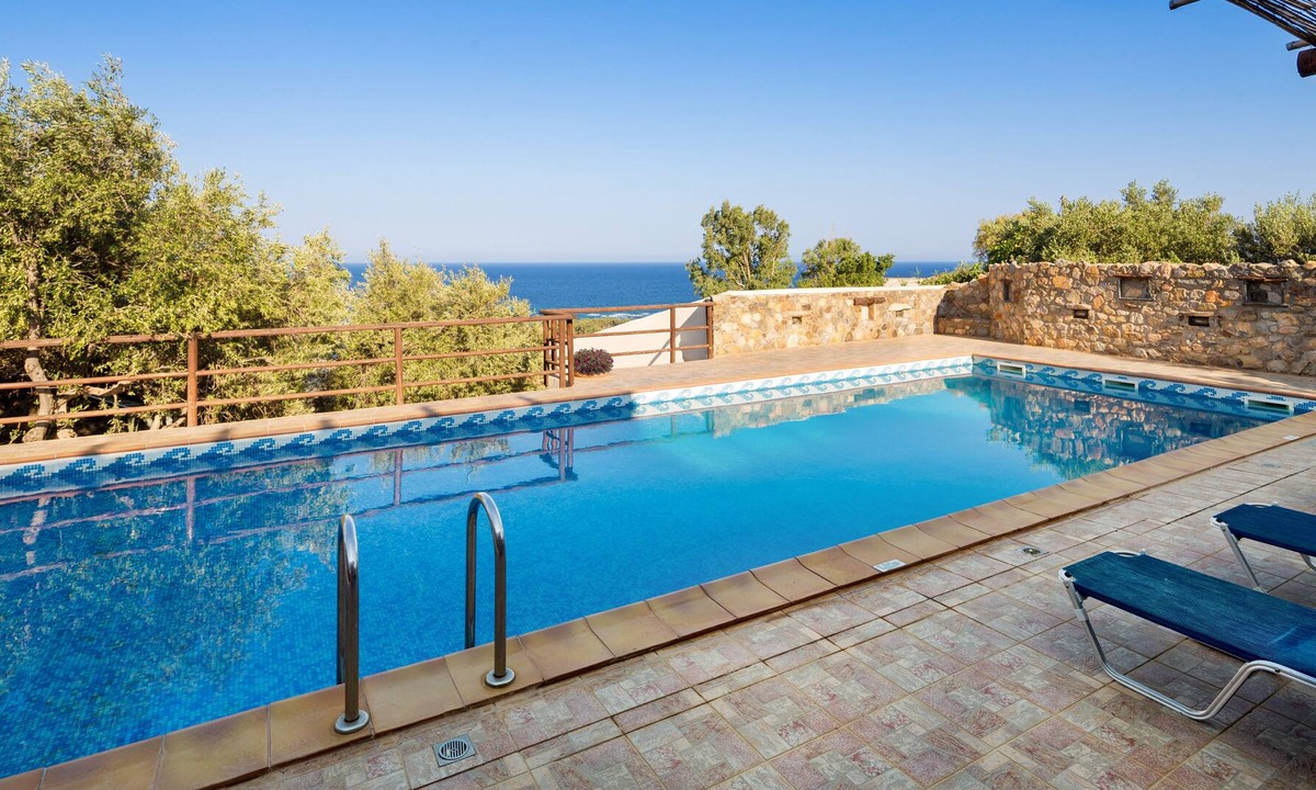 Livadia Villa | Villa Kimothoe with large private pool, 13 min from Elafonisi Beach