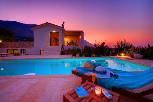 Karavados Villa | Villa Linatela Ideales Resort