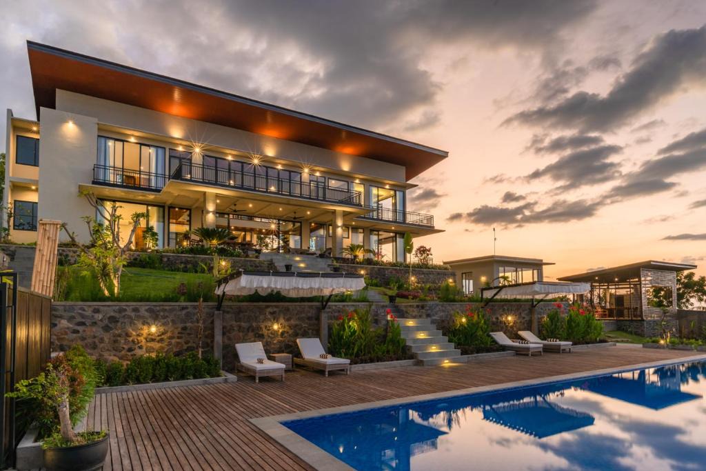 Kalibukbuk Villa | Villa Lovina Hill Paradise