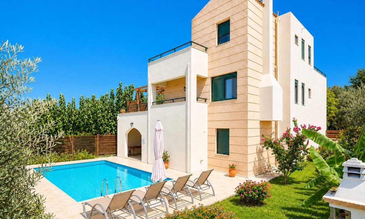 Gerani Villa | Villa Olive - Four Bedroom Villa, Sleeps 7