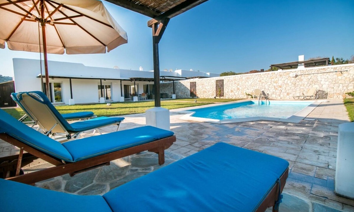 Faliraki Villa | Villa Olympos close to Anthony Quinn Bay