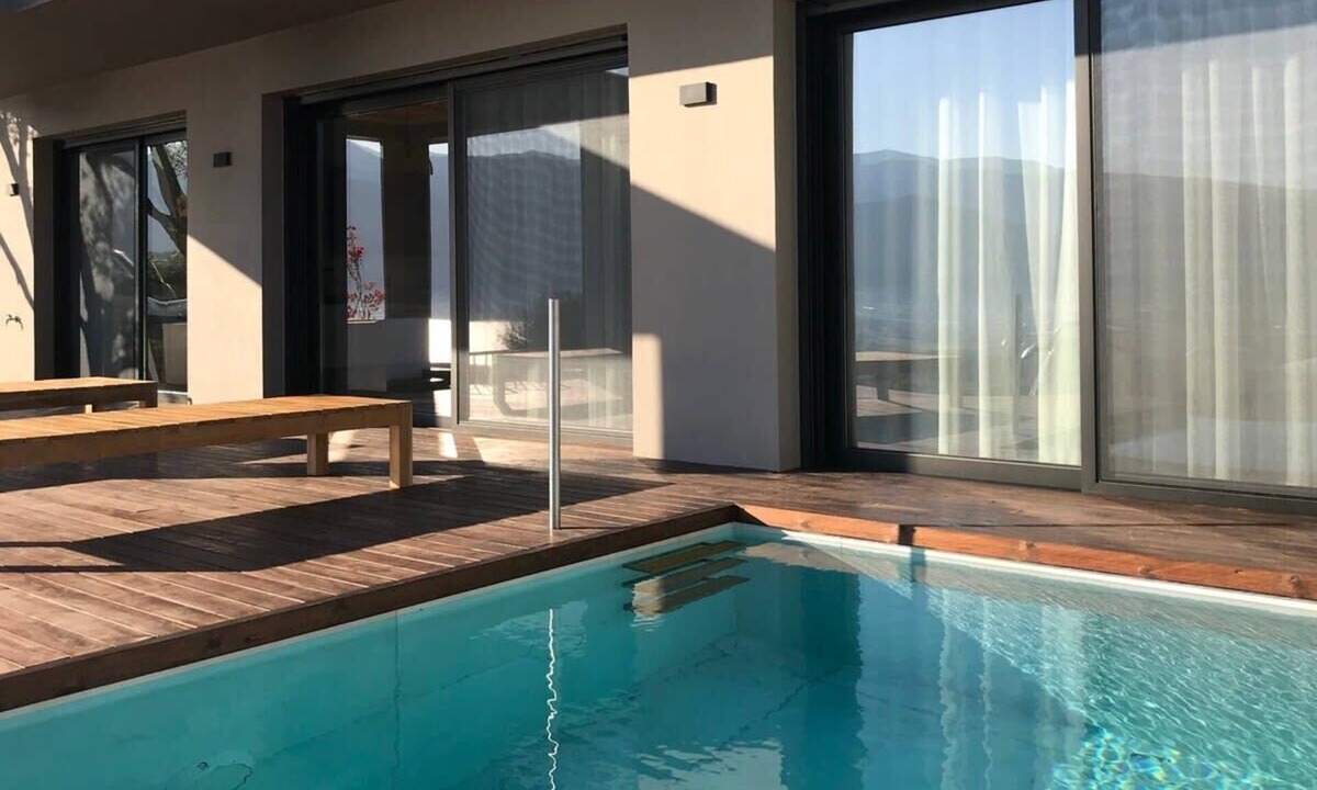 Aktio-Vonitsa Villa | Villa Oryx Summary: N