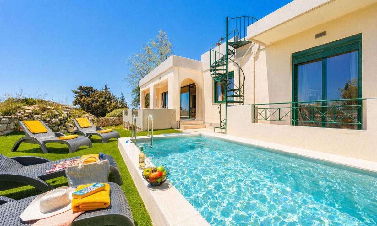 Kefalas Villa | Villa Phoebe - Three Bedroom Villa, Sleeps 6