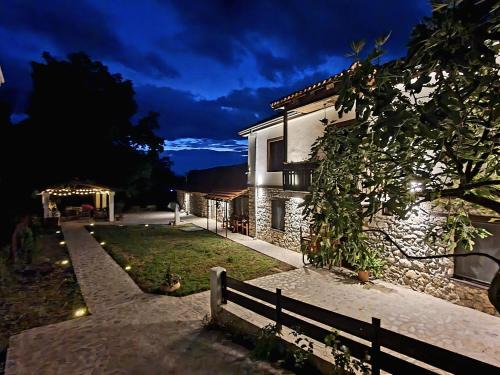 Lefkonas Bed & Breakfast | Villa Prespa