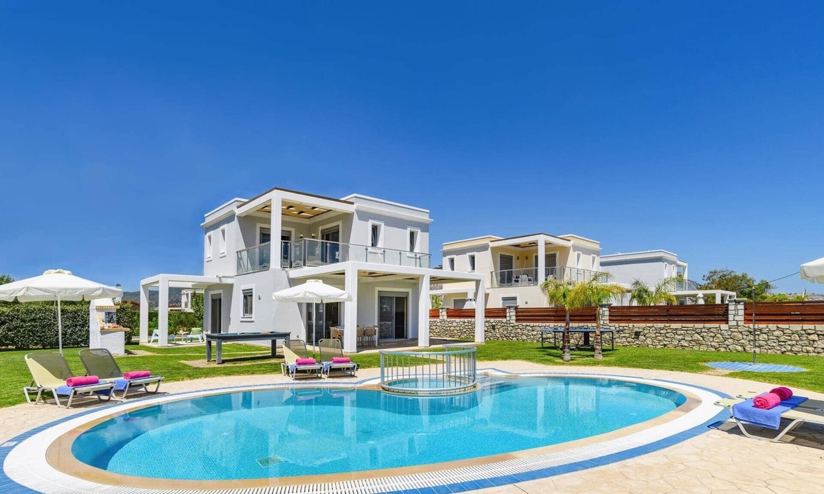 Lardos Villa | Villa Rodos Zeus by Villa Plus