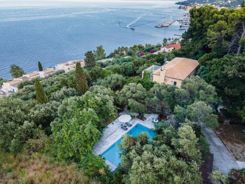 Dafnata Villa | Villa Scheria