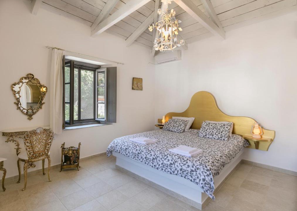 idhra Villa | Villa Sunrise